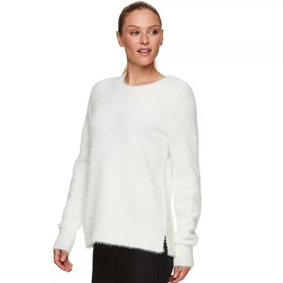 Gaiam Eastside Eyelash Sweater Size Large - Picture 1 of 7